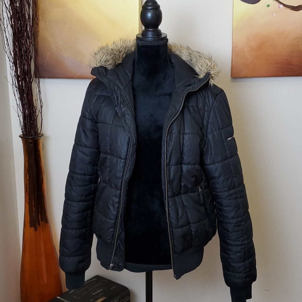 Tommy Hilfiger puffer Jacket Size M